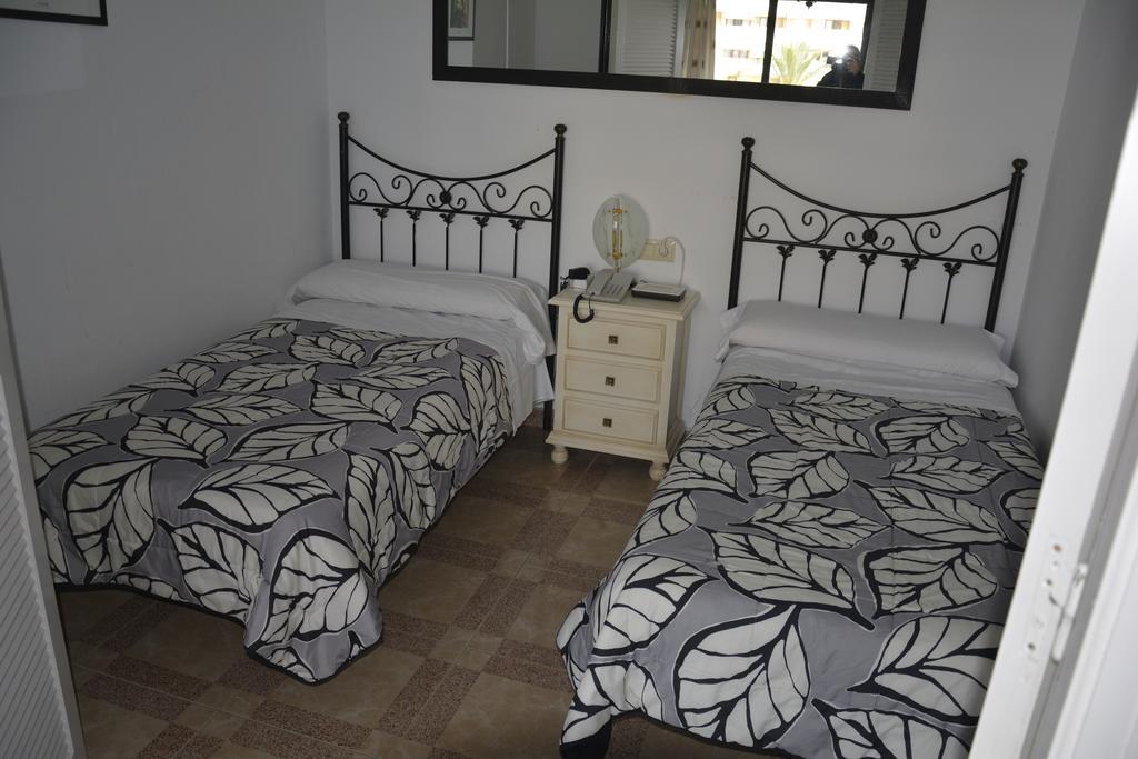 Apartamentos Mediterraneo Marbella Dış mekan fotoğraf