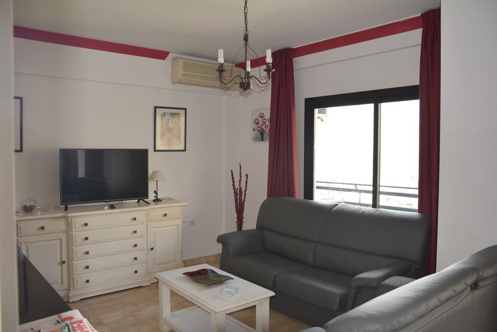 Apartamentos Mediterraneo Marbella Dış mekan fotoğraf