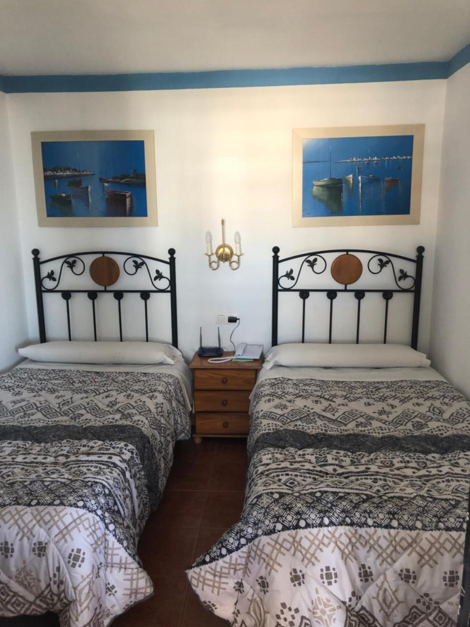 Apartamentos Mediterraneo Marbella Dış mekan fotoğraf