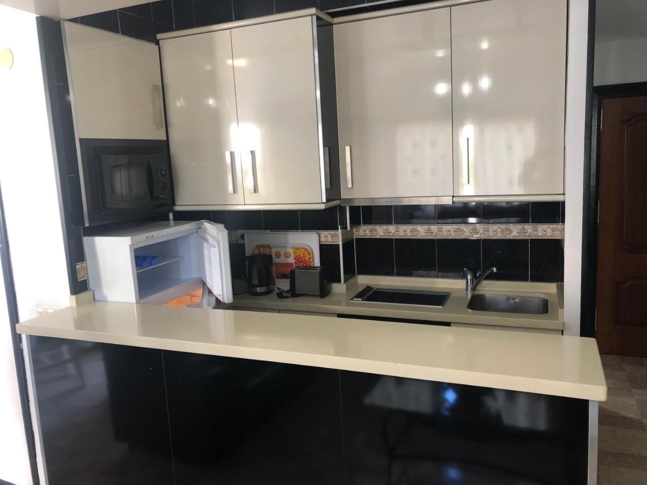 Apartamentos Mediterraneo Marbella Dış mekan fotoğraf