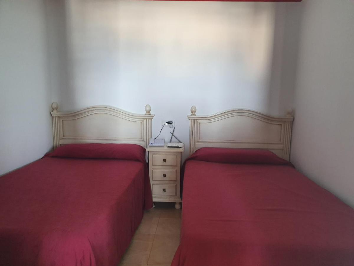 Apartamentos Mediterraneo Marbella Dış mekan fotoğraf